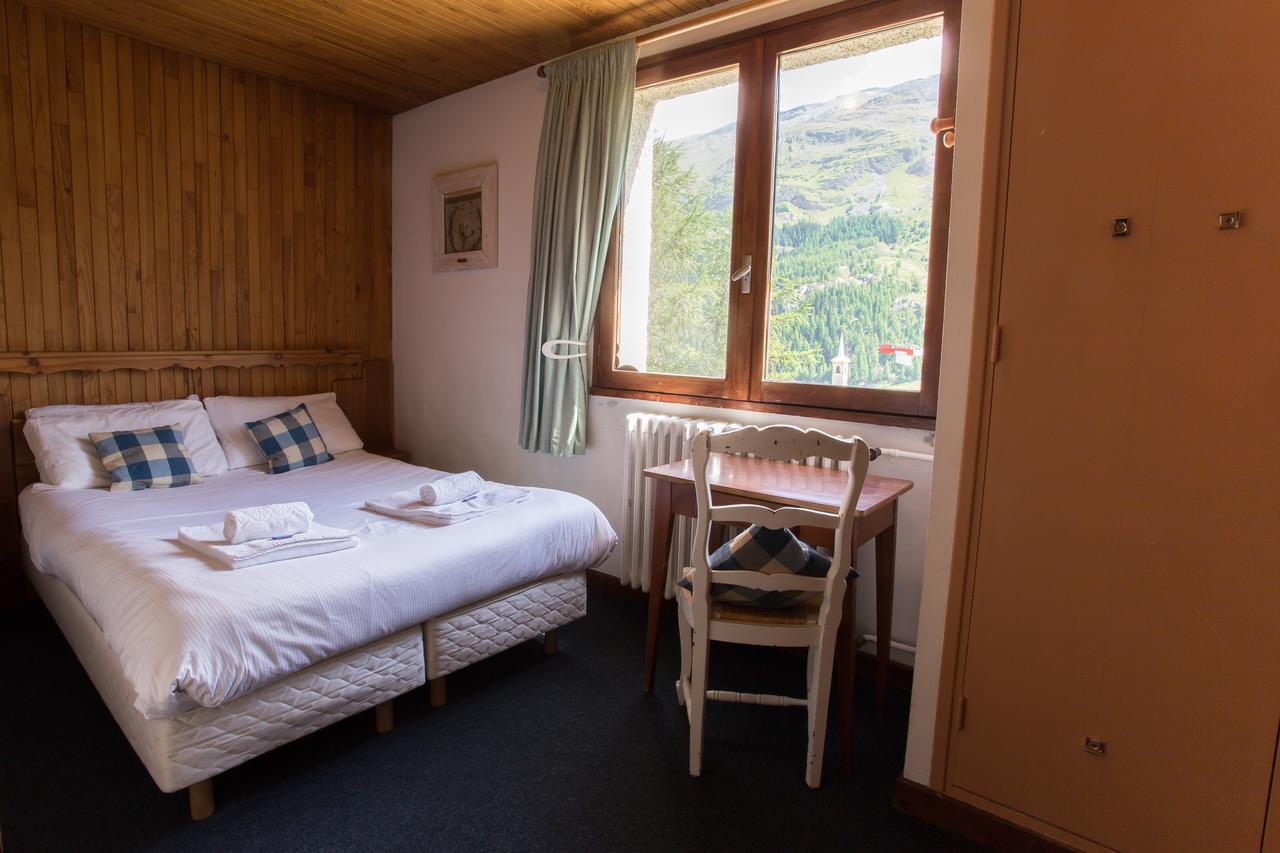 Chalet Les Melezes Bed and Breakfast Tignes Buitenkant foto