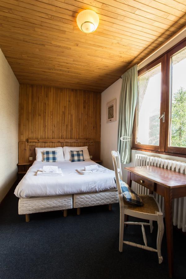 Chalet Les Melezes Bed and Breakfast Tignes Buitenkant foto