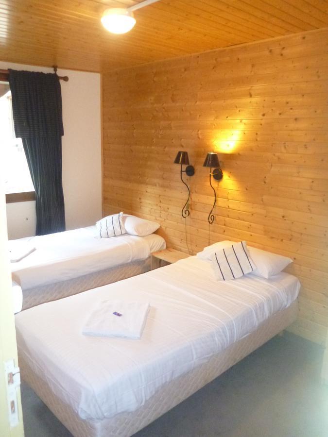 Chalet Les Melezes Bed and Breakfast Tignes Buitenkant foto