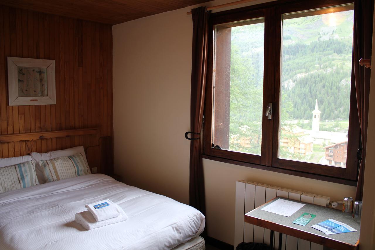 Chalet Les Melezes Bed and Breakfast Tignes Buitenkant foto